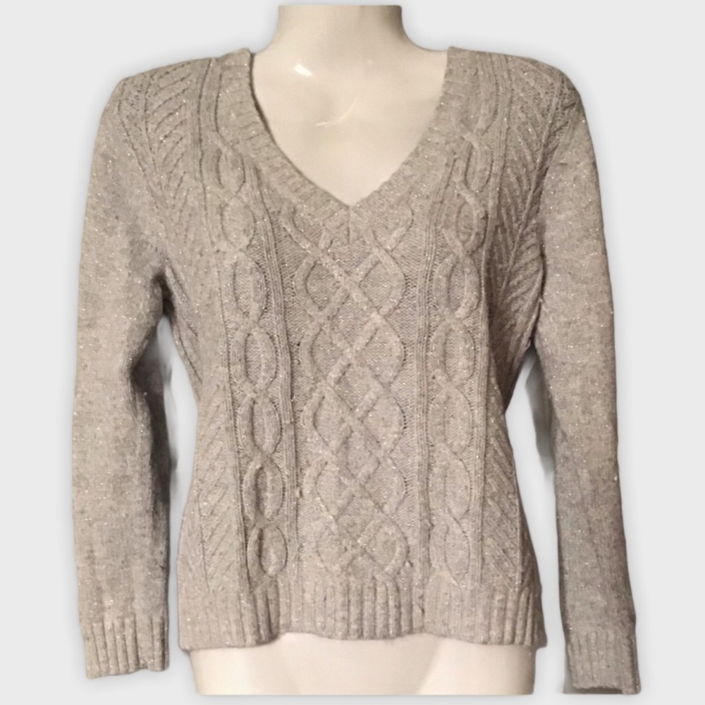 St. John's Bay V Neck Sliver Gray Long Sleeve Pullover Warm Winter Sweater